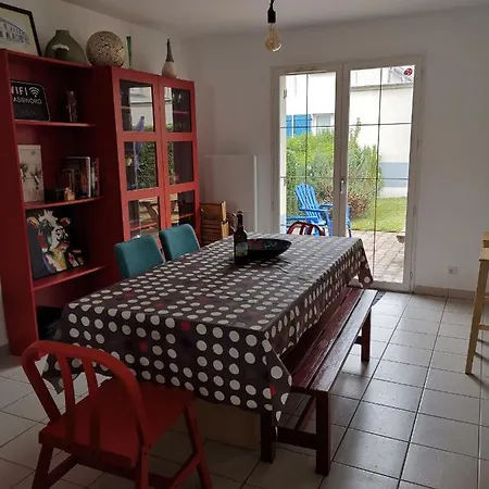 בית נופש Maison De Vacances Pour 8 Personnes Avec Poele A Granules