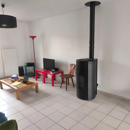 בית נופש Maison De Vacances Pour 8 Personnes Avec Poele A Granules